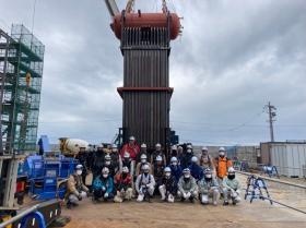 現場での集合写真です！