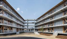 木造の高層階の施工事例