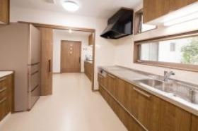 こちらのキッチンで調理します。