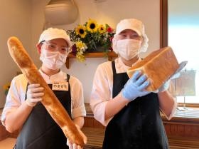 仕事の様子２（本案件の店舗は開店前のため、他店の様子）