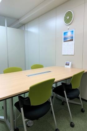 事務所内会議室
