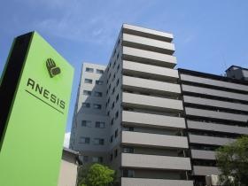 ２５号線沿いにあります。