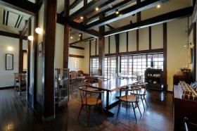 カフェ店内