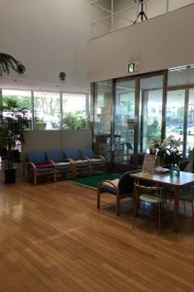 明るいエントランス