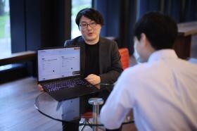 営業、総務にもエンジニア経験を持つ者が多数在籍