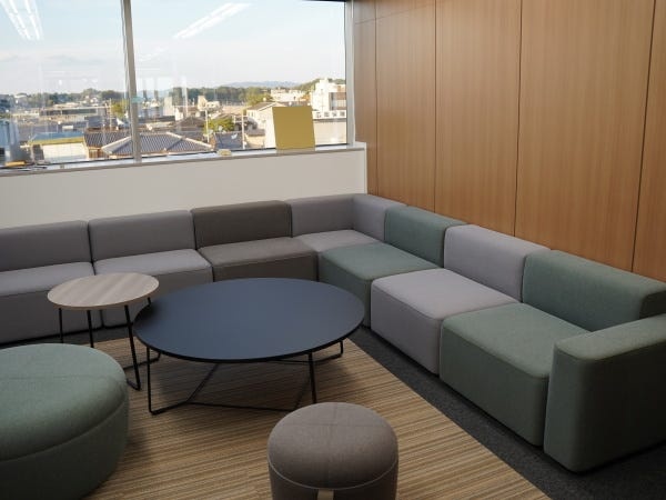 受付・受付スタッフ（未経験歓迎・自動車普通免許）