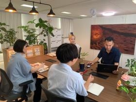 ミーティング風景