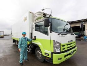 大手コンビニやスーパーへ配送しており生活に欠かせない仕事です