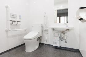 車椅子対応トイレ