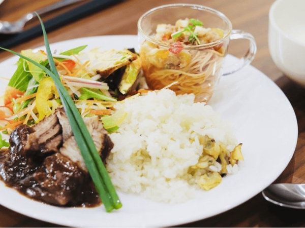 介護士（Wワーク歓迎・未経験OK）