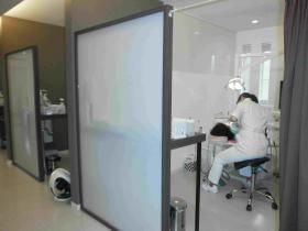 診察室（完全個室）