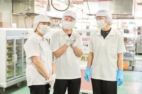 みんなで協力しておいしいごはんを作ってます！