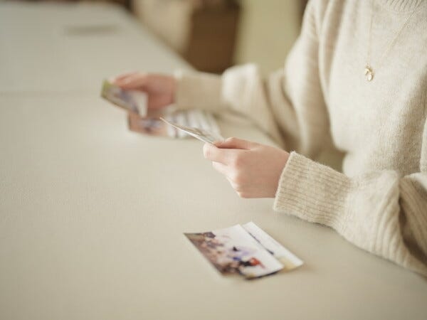 フォトスタジオ接客事務・正社員（未経験OK・昇給あり）