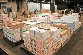 売場（塩干加工品）