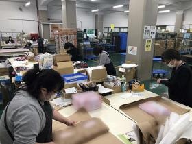 パートさん倉庫内作業風景１