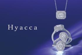 枠におさまらない個性と主張をまとうファッションジュエリー