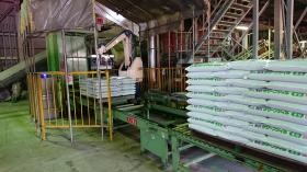 ポリ袋製造ライン２（オート積上）