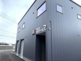 こちらが社屋の外観となります。