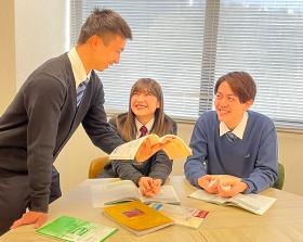 指導員を目指してコミュニケーションをとりながらしっかり勉強