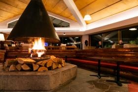 奥志賀高原ホテル ラウンジ