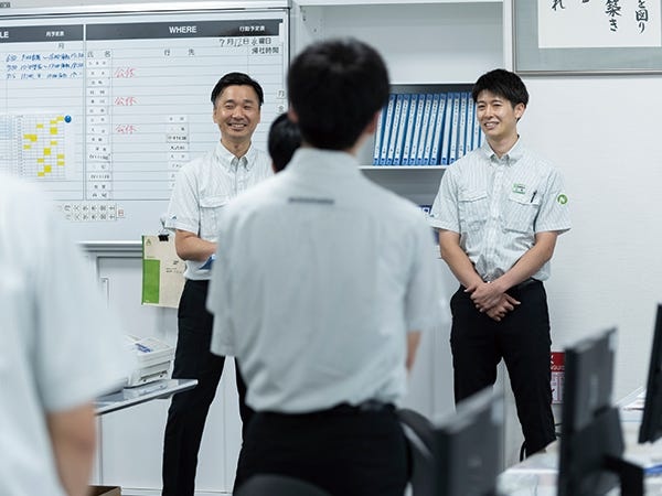 中途入社50％以上！20代～30代の若手メンバーが活躍中です！社内公募制度もあり、配送スタッフからキャリアチェンジも可能です。