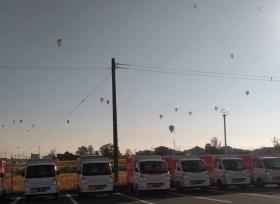 スマイリー号が私たちの働く車です