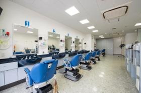 ＢＢ ＳＴＹＬＥ 八尾店 店内