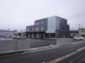 長岡本社（外観）