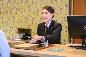 フロント業務（フロントスタッフ）