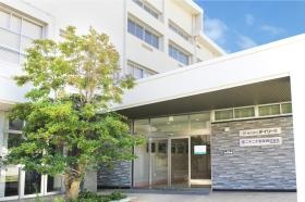 大阪本社 正面玄関