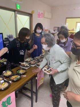 お食事会（たんぽぽデイサービス金谷）