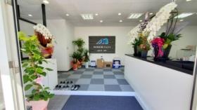 新社屋 入口です。