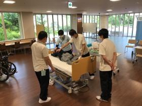 介護技術等の研修もさまざまに開催しています