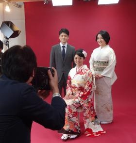 振袖フォトスタジオ 思い出づくり家族写真
