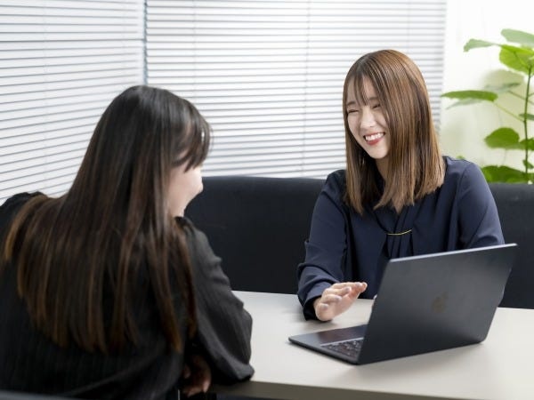 社内MTGでも笑顔が絶えない。そんな会社です。