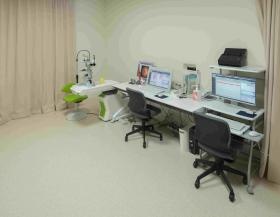 眼科 診察室一部