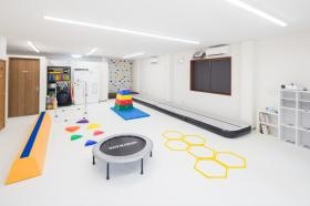 施設紹介！清潔感のある施設でのびのび身体を動かします♪