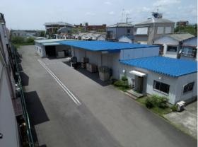 池田睦会 手前から事務所兼休憩室 作業場 倉庫兼作業場