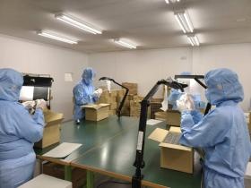 屋内作業場 作業風景