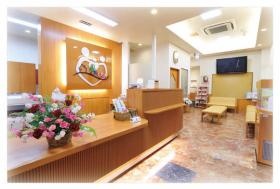 受付・待合室 明るい空間を目指しています。