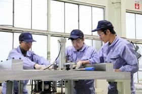 ＦＡ機械部門 働く様子