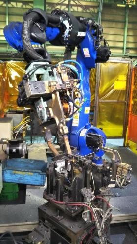 溶接ロボット