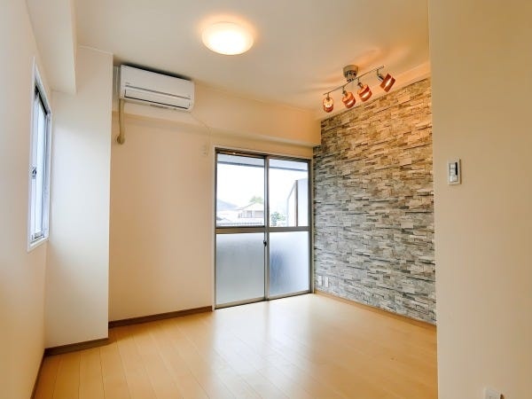 希望者には格安社員寮（月2.5万円）をご用意しています！