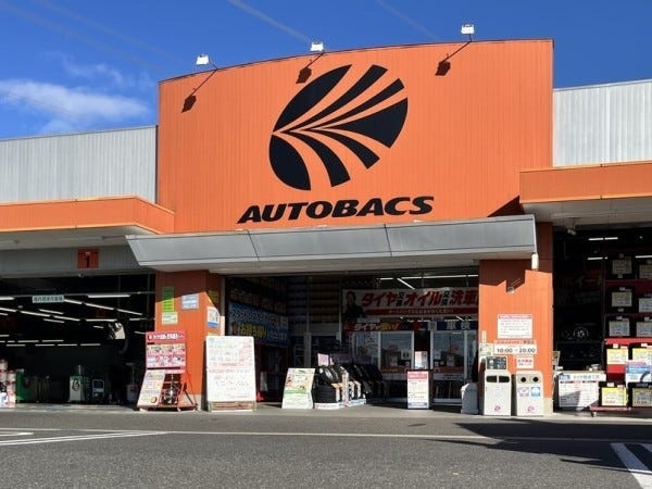 自動車整備職・ピットスタッフ（未経験歓迎・福利厚生充実）