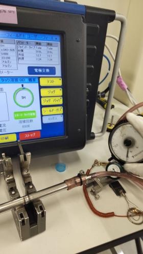 自動溶接 ケージョン自動溶接機にて