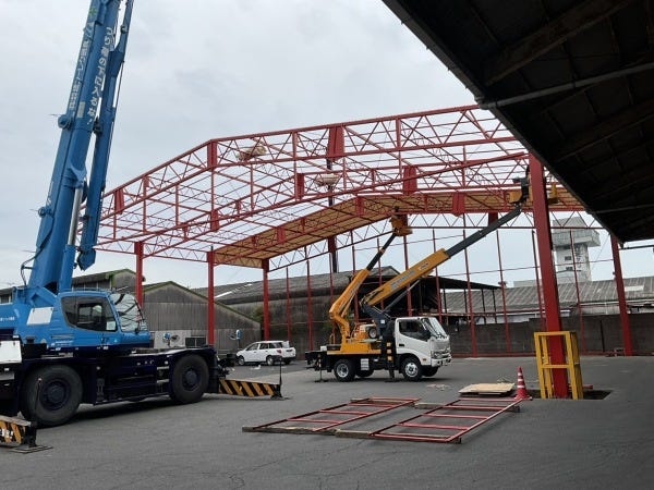 テント・シート・看板など空間を演出する施工を手掛ける会社です。