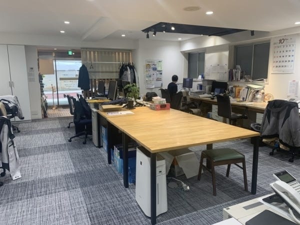 実際に業務を行っていただく社内です。