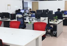 開発センター風景