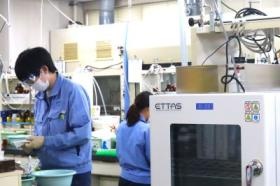 研究部では日々様々な実験が行われています