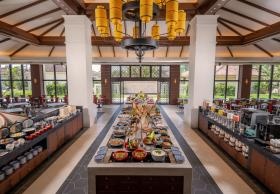 ホテル内レストラン「琉球新天地」